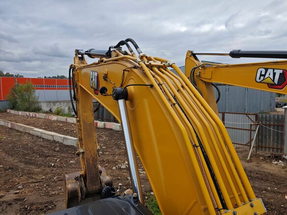 2022 Caterpillar 320, жёлтый, 8300000 рублей - вид 9