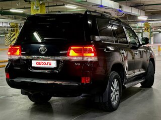 2016 Toyota Land Cruiser 200 Series Рестайлинг 2, чёрный, 6200000 рублей, вид 4