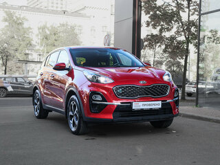 2019 Kia Sportage IV Рестайлинг, красный, 2230000 рублей, вид 3