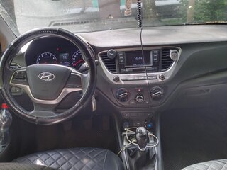 2018 Hyundai Solaris II, белый, 810000 рублей, вид 5