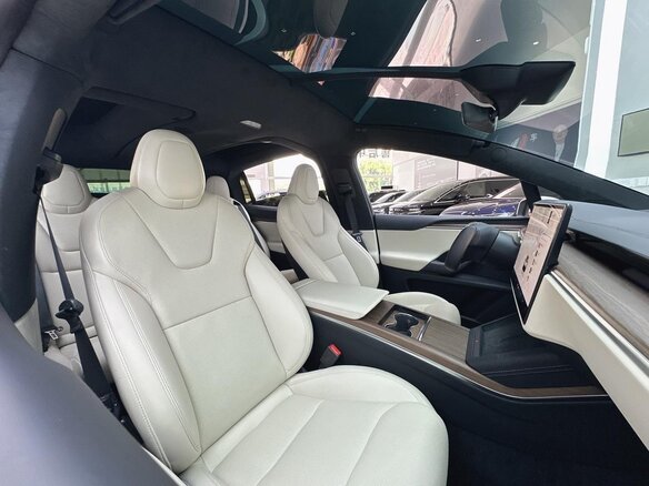 2023 Tesla Model X Long Range I Рестайлинг, белый, 15770700 рублей - вид 16