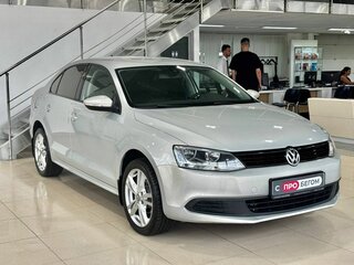 Volkswagen Jetta VI