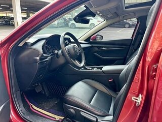 2024 Mazda 3 Axela IV (BP), красный, 1990000 рублей, вид 5