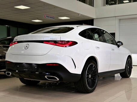 2026 Mercedes-Benz GLC Coupe 300 II (C254), белый, 10200000 рублей, вид 3