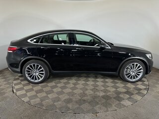 2019 Mercedes-Benz GLC Coupe 300 d I (C253) Рестайлинг, чёрный, 4990000 рублей, вид 4