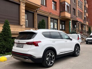 2021 Hyundai Santa Fe IV Рестайлинг, белый, 3300000 рублей, вид 2
