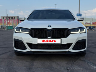 2021 BMW 5 серии 520d xDrive VII (G30/G31/G38) Рестайлинг, белый, 4100000 рублей, вид 3