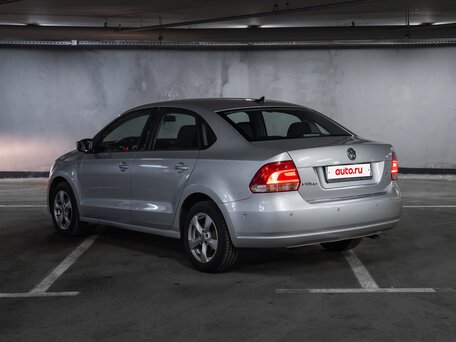 2012 Volkswagen Polo V, серебристый, 890000 рублей, вид 4