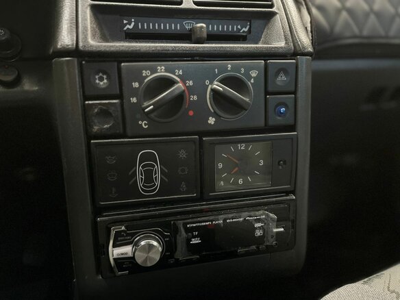 2006 Lada (ВАЗ) 2110, серый, 230000 рублей - вид 12