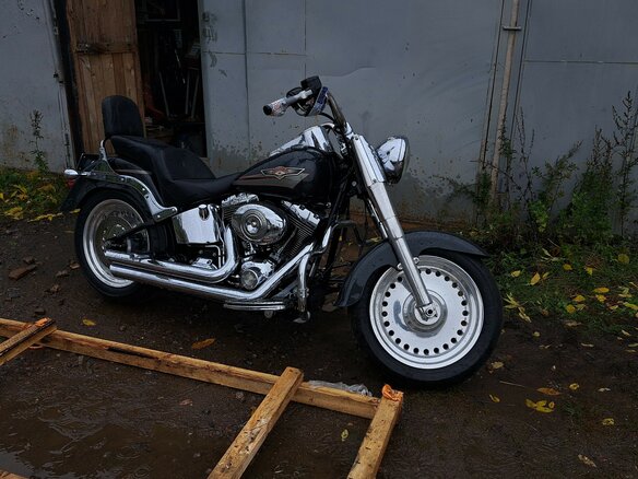 2007 Harley-Davidson Fat Boy, чёрный, 1200000 рублей