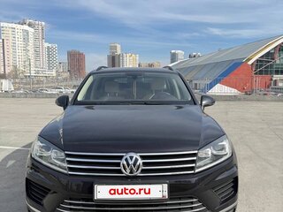 2015 Volkswagen Touareg II Рестайлинг, чёрный, 2550000 рублей, вид 2