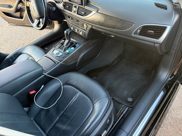 2017 Audi A6 IV (C7) Рестайлинг, чёрный, 2300000 рублей - вид 12