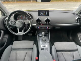 2016 Audi A3 III (8V) Рестайлинг, жёлтый, 2290000 рублей, вид 5