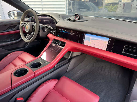 2021 Porsche Taycan Turbo I, белый, 12990000 рублей - вид 33