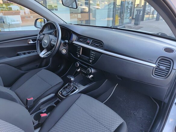 2020 Kia Rio X-Line IV, белый - вид 10