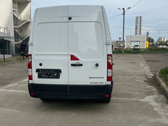 2024 Renault Master, белый, 4500000 рублей - вид 5