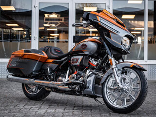 2026 Harley-Davidson CVO Street Glide, чёрный, 5490000 рублей, вид 1
