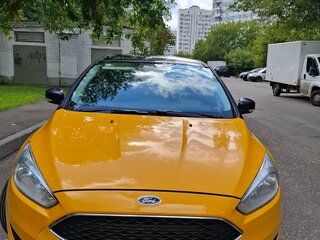 2015 Ford Focus III Рестайлинг, жёлтый, 450000 рублей, вид 2
