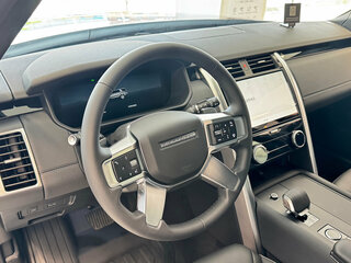 2026 Land Rover Discovery D250 V Рестайлинг, чёрный, 12990000 рублей, вид 5