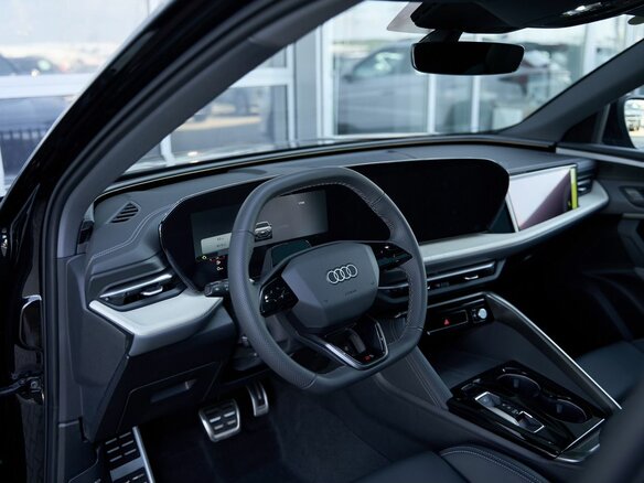 2026 Audi Q5 L III (GU), чёрный, 7099900 рублей - вид 9