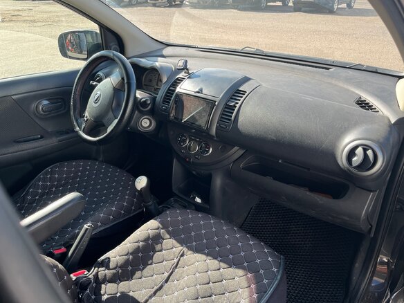 2006 Nissan Note I, чёрный - вид 9