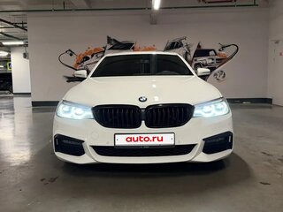 2018 BMW 5 серии 530i xDrive VII (G30/G31/G38), белый, 3250000 рублей, вид 2