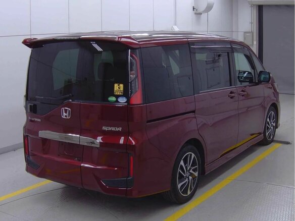 2018 Honda Stepwgn Spada V Рестайлинг, красный, 2750000 рублей - вид 6