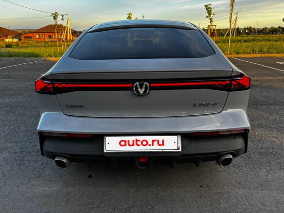 2022 Changan UNI-V I, серый - вид 8