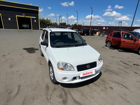 2000 Suzuki Swift I (Japan), белый, 325000 рублей