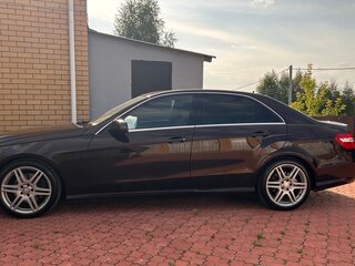 2010 Mercedes-Benz E-Класс 300 IV (W212, S212, C207), коричневый, 1410000 рублей, вид 3