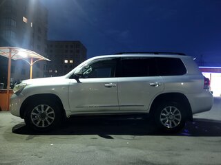 2010 Toyota Land Cruiser 200 Series, серебристый, 2800000 рублей, вид 4
