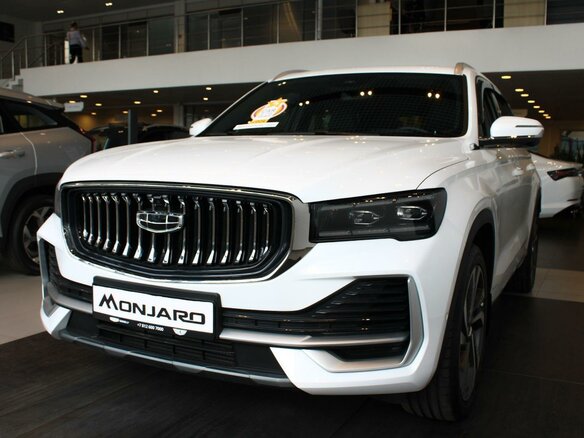 2026 Geely Monjaro I Рестайлинг, белый, 4954990 рублей - вид 18