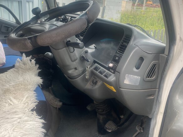 2000 Fuso (Mitsubishi) Canter, белый, 1000000 рублей - вид 15