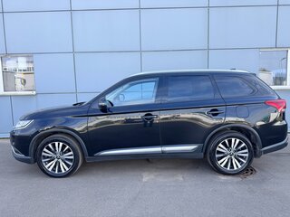 2019 Mitsubishi Outlander III Рестайлинг 3, чёрный, 1750000 рублей, вид 5