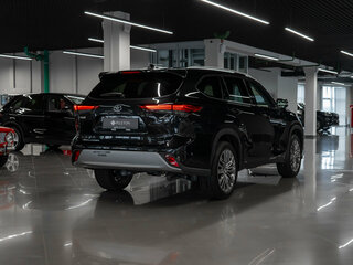 2026 Toyota Highlander IV (XU70), чёрный, 5400000 рублей, вид 4
