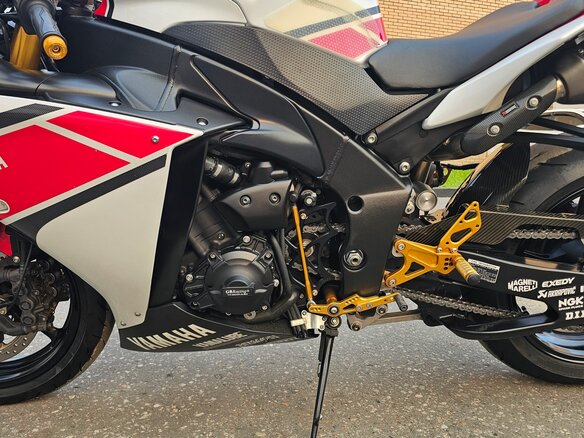 2011 Yamaha YZF-R1, белый, 1300000 рублей - вид 11