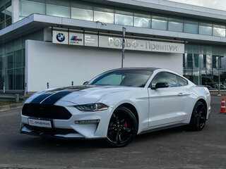 2021 Ford Mustang VI Рестайлинг, белый, 3790000 рублей, вид 1