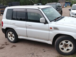 2000 Mitsubishi Pajero iO, белый, 500000 рублей, вид 3