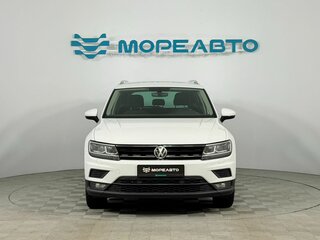2018 Volkswagen Tiguan II, белый, 2050000 рублей, вид 2