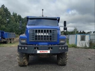 2020 Урал 4320, синий, 3500000 рублей, вид 2