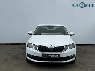 2018 Skoda Octavia III (A7) Рестайлинг, белый, 1029000 рублей, вид 2
