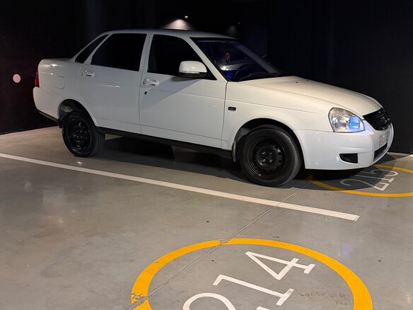 2010 Lada (ВАЗ) Priora I, белый, 390000 рублей - вид 5