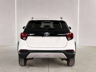 2022 Toyota Yaris L X XP150 Рестайлинг, белый, 1130000 рублей, вид 3