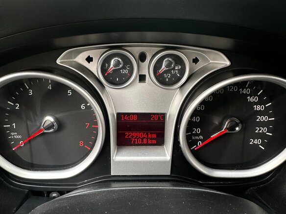 2008 Ford Focus II Рестайлинг, чёрный, 450000 рублей - вид 9