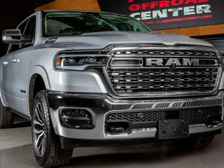 2026 Ram 1500 Crew Cab eTorque V Рестайлинг, серебристый, 12078000 рублей, вид 2