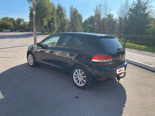 2009 Volkswagen Golf VI, чёрный, 500000 рублей, вид 4