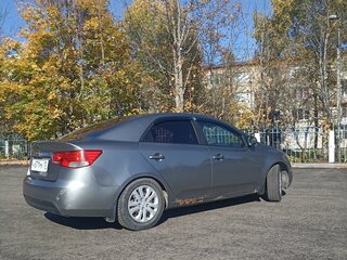 2012 Kia Cerato 6-speed II, серебристый, 435000 рублей, вид 2
