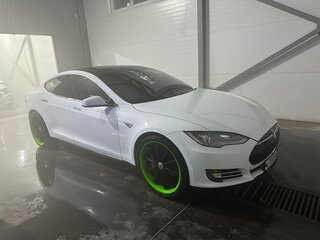 2013 Tesla Model S 60 I, белый, 3000000 рублей, вид 1