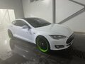 2013 Tesla Model S 60 I, белый, 3000000 рублей