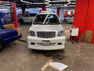 2001 Mitsubishi Dion I, серебристый, 400000 рублей, вид 2